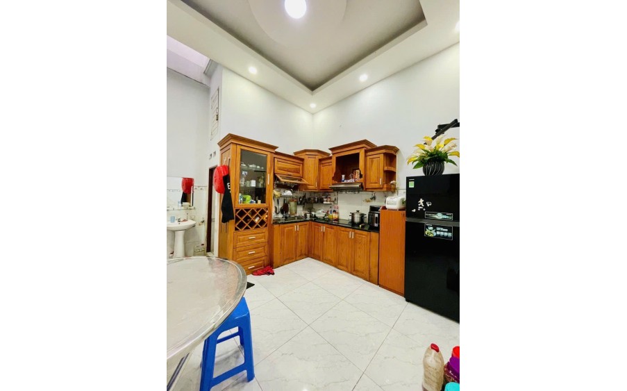 Bán nhà Quận 12, Nhà đẹp 3 tầng 104m2, KV Trung Tâm, Mặt tiền Trương Thị Hoa Q12, Nhỉnh 9 Tỷ, Còn Thương lượng